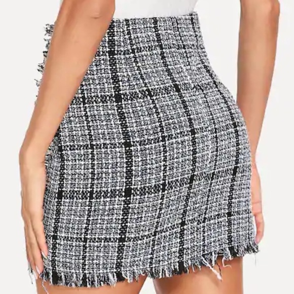 ‫Frayed Trim Plaid Tweed Skirt - Picture 7 of 8